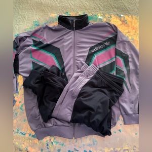 •VINTAGE ADIDAS TRACK SUIT•